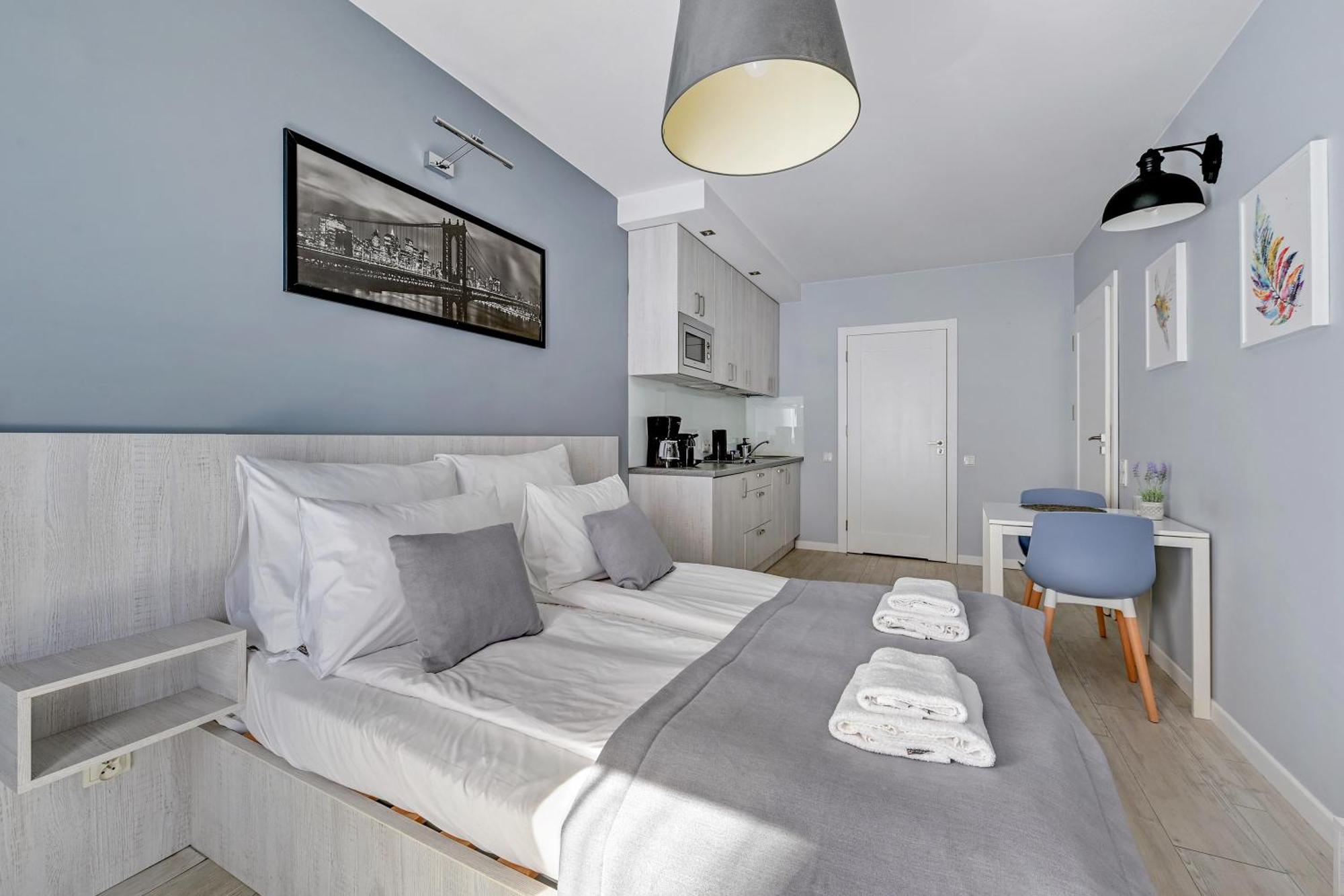 Aura Island Riverside By Downtown Apartments Gdansk Room photo