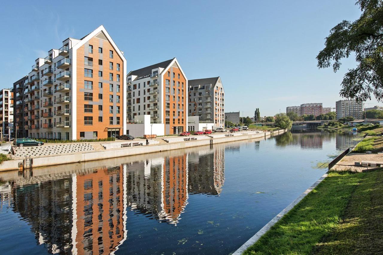 Aura Island Riverside By Downtown Apartments Gdansk Exterior photo